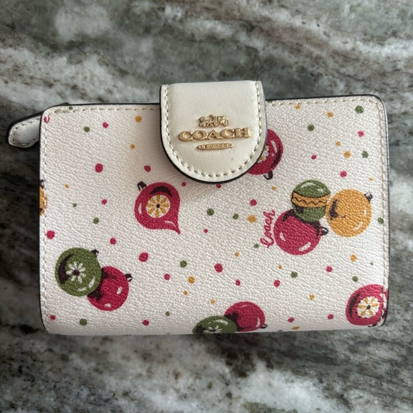 Coach Christmas Holiday Ornament Corner Zip Wallet in Chalk - Picture 3 of 10